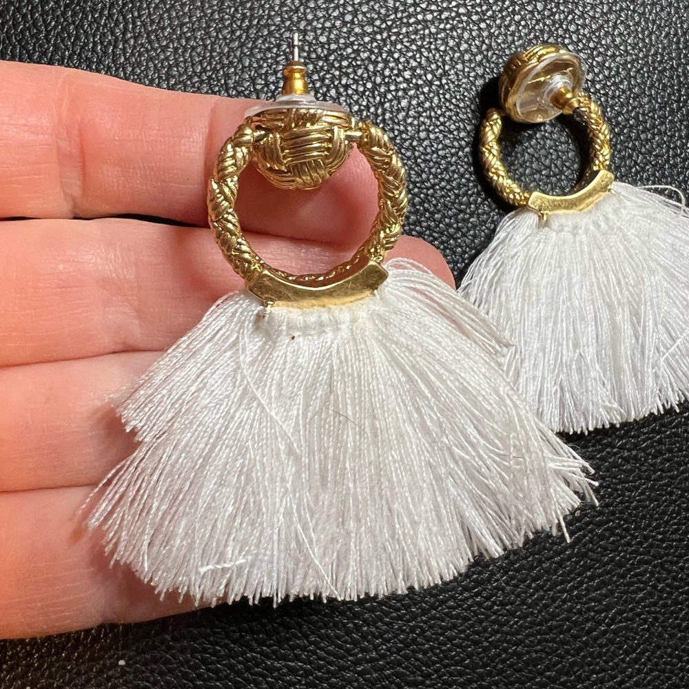 Door-Knocker Fringe Earrings - Picture 7 of 11